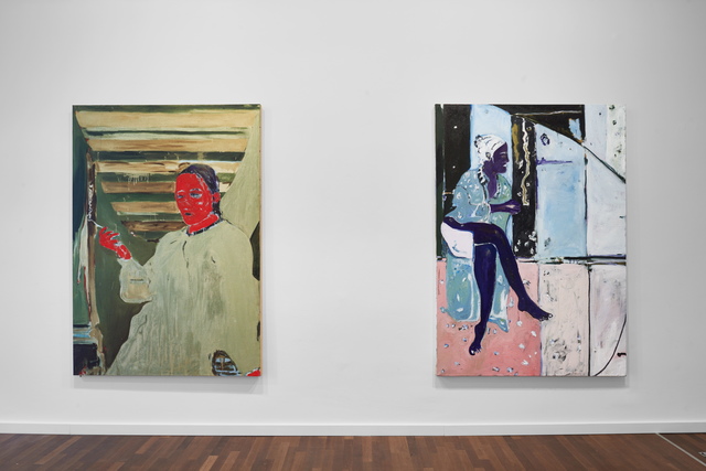 Antony Valerian Zwei bilder an der wand einer Galerie